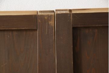 板戸4枚をリペア&カスタム!高さと幅をリサイズし、引手・戸車を取付け。(板戸、引き戸、建具)