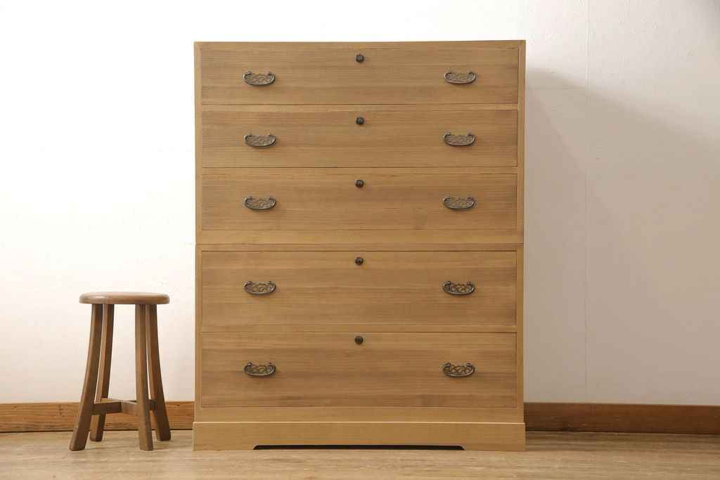 総桐箪笥をリペア&カスタム!桐材本来の木目や木色を生かしたナチュラル仕上げ。(桐たんす、和タンス、衣装箪笥、ヴィンテージ)