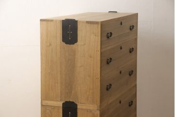 総桐箪笥をリペア&カスタム!桐材本来の木目や木色を生かしたナチュラル仕上げ。(桐たんす、和タンス、衣装箪笥、ヴィンテージ)