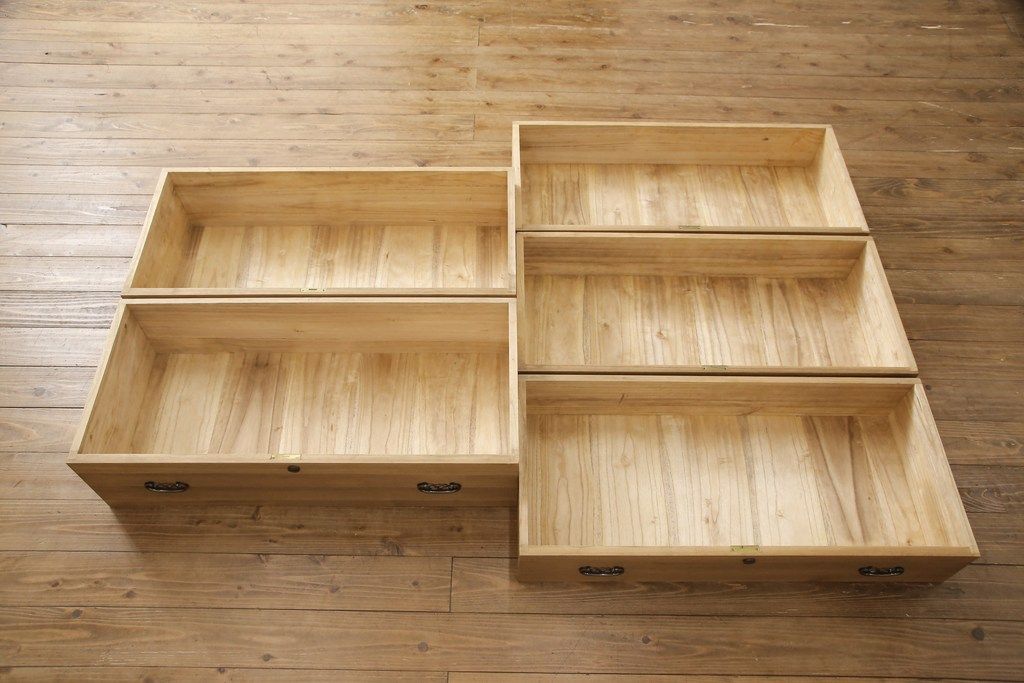 総桐箪笥をリペア&カスタム!桐材本来の木目や木色を生かしたナチュラル仕上げ。(桐たんす、和タンス、衣装箪笥、ヴィンテージ)