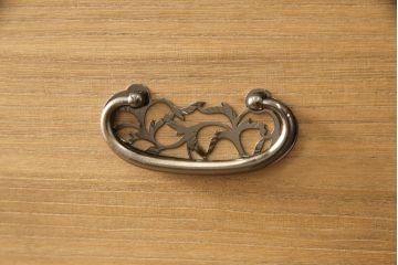 総桐箪笥をリペア&カスタム!桐材本来の木目や木色を生かしたナチュラル仕上げ。(桐たんす、和タンス、衣装箪笥、ヴィンテージ)