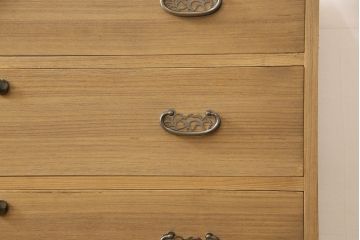 総桐箪笥をリペア&カスタム!桐材本来の木目や木色を生かしたナチュラル仕上げ。(桐たんす、和タンス、衣装箪笥、ヴィンテージ)