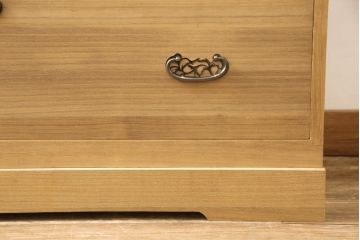 総桐箪笥をリペア&カスタム!桐材本来の木目や木色を生かしたナチュラル仕上げ。(桐たんす、和タンス、衣装箪笥、ヴィンテージ)