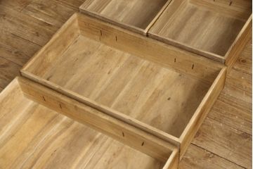 総桐小箪笥をリペア&カスタム!金具の欠損箇所には当店選定で近しいものを取り付け。現状の色味を活かして着色はせず、クリアワックスにて仕上げ。(小引き出し、桐たんす、収納箪笥、和タンス、引き出し)