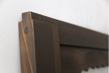 ガラス入り板戸をリペア&カスタム!高さと幅をリサイズし、引手場所を調節し取付け。ガラスは新品のすりガラスに取り替え、現状のお品物に合わせて着色。(引き戸、建具)