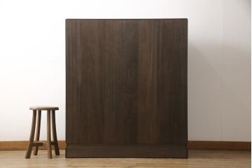 総桐箪笥の見た目を変えずに綺麗にリペア!当店商品を参考に濃い茶色に着色。(整理タンス、小抽タンス、衣装箪笥、桐たんす)