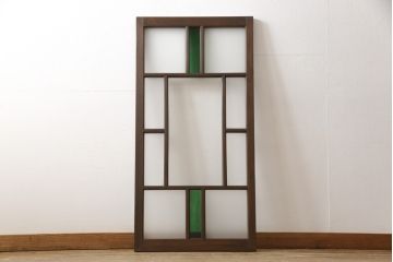 ガラス扉をリペア&カスタム!高さと幅をリサイズし、ガラスは指定箇所にクリアガラス・すりガラス・緑の色ガラスをレイアウト。本体は濃い茶色のワックス仕上げ。(木製ドア、建具)