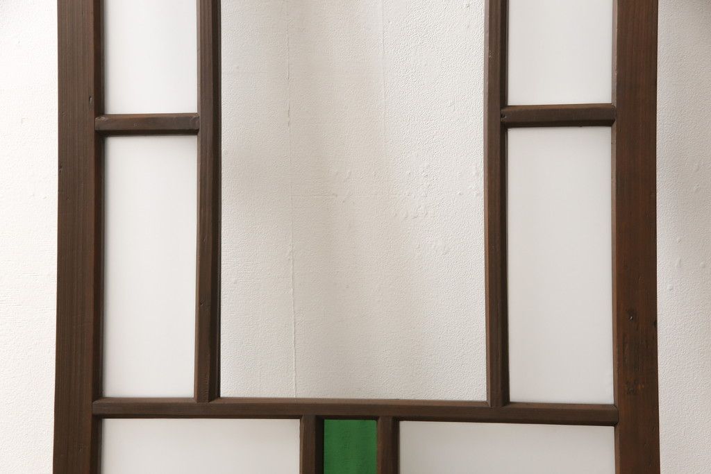 ガラス扉をリペア&カスタム!高さと幅をリサイズし、ガラスは指定箇所にクリアガラス・すりガラス・緑の色ガラスをレイアウト。本体は濃い茶色のワックス仕上げ。(木製ドア、建具)