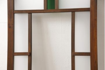 ガラス扉をリペア&カスタム!高さと幅をリサイズし、ガラスは指定箇所にクリアガラス・すりガラス・緑の色ガラスをレイアウト。本体は濃い茶色のワックス仕上げ。(木製ドア、建具)