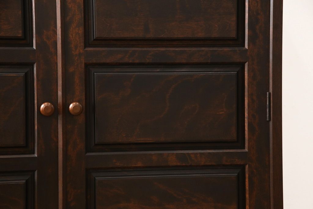 和タンスをリペア&カスタム!上段は台輪を、下段は天板を製作してそれぞれ取り付け。(チェスト、引き出し、洋服タンス)