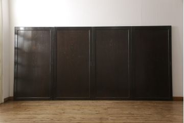 板戸4枚をリペア&カスタム!引手は加工し、1番使いやすい位置に取り付け。本体は現状の色味を活かして着色。(帯戸、引き戸)