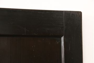 板戸4枚をリペア&カスタム!引手は加工し、1番使いやすい位置に取り付け。本体は現状の色味を活かして着色。(帯戸、引き戸)