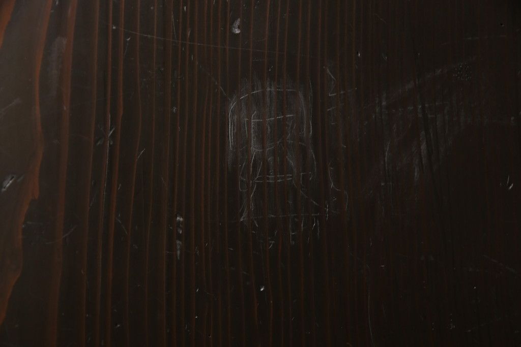 板戸4枚をリペア&カスタム!引手は加工し、1番使いやすい位置に取り付け。本体は現状の色味を活かして着色。(帯戸、引き戸)