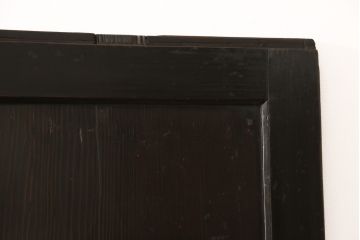 板戸4枚をリペア&カスタム!引手は加工し、1番使いやすい位置に取り付け。本体は現状の色味を活かして着色。(帯戸、引き戸)