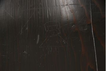 板戸4枚をリペア&カスタム!引手は加工し、1番使いやすい位置に取り付け。本体は現状の色味を活かして着色。(帯戸、引き戸)