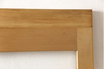 ガラス戸をリペア&カスタム!高さと幅をリサイズし、表の引き手そのままに、裏は似たものを取り付け。本体は現状の色味や雰囲気を残しつつクリアワックスにて仕上げ。(引き戸、玄関戸)