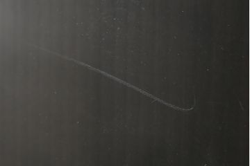 ガラス戸をリペア&カスタム!高さと幅をリサイズし、表の引き手そのままに、裏は似たものを取り付け。本体は現状の色味や雰囲気を残しつつクリアワックスにて仕上げ。(引き戸、玄関戸)