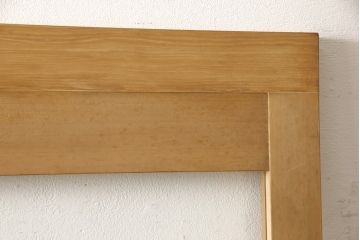 ガラス戸をリペア&カスタム!高さと幅をリサイズし、表の引き手そのままに、裏は似たものを取り付け。本体は現状の色味や雰囲気を残しつつクリアワックスにて仕上げ。(引き戸、玄関戸)