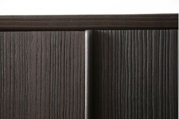 加茂総桐箪笥をリペア&カスタム!引出しを調整し、現状稼働しない鍵を使用できるようリペア。背板の割れは埋木処理。本体は当店商品を参考に着色仕上げ。(並厚、四方丸、総桐たんす、衣装箪笥、着物箪笥、和タンス)