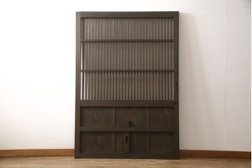 蔵戸をリペア&カスタム!高さをリサイズし、戸首造作。鎌錠・戸車を取り付け、色味は当店商品を参考に着色。(引き戸、玄関戸、格子戸)