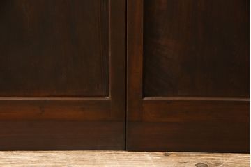 障子帯戸をリペア&カスタム!高さをリサイズし、既存の障子をプラスチック障子紙に張り替え。現状のお品物に合わせて1トーン程落ち着いた色に着色。(板戸、引き戸)