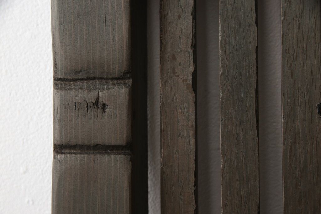 蔵戸をリペア&カスタム!戸首造作し、鎌錠・戸車を取り付け。色味は当店商品を参考に着色。(格子戸、引き戸、玄関戸)