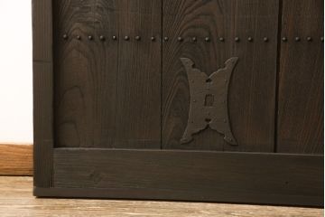 蔵戸をリペア&カスタム!戸首造作し、鎌錠・戸車を取り付け。色味は当店商品を参考に着色。(格子戸、引き戸、玄関戸)