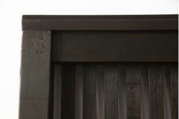 蔵戸をリペア&カスタム!戸首造作し、鎌錠・戸車を取り付け。色味は当店商品を参考に着色。(格子戸、引き戸、玄関戸)