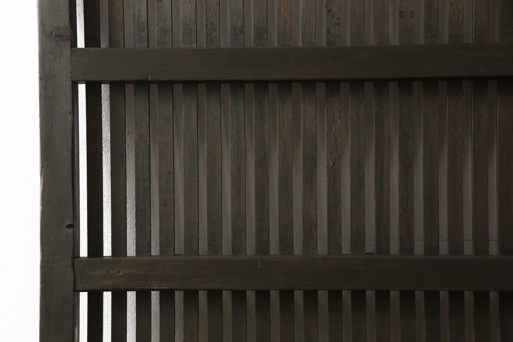 蔵戸をリペア&カスタム!戸首造作し、鎌錠・戸車を取り付け。色味は当店商品を参考に着色。(格子戸、引き戸、玄関戸)