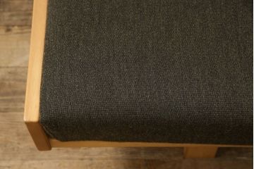 ソファベッドの見た目を変えずに綺麗にリペア!(ソファベッド、3人掛けソファ、ヴィンテージ)