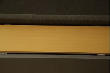 ソファベッドの見た目を変えずに綺麗にリペア!(ソファベッド、3人掛けソファ、ヴィンテージ)