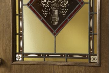 木製ドアをリペア&カスタム!高さをリサイズし、ローラー締まりを新しい物に交換。新材にて補修・加工した箇所は出来る限り本体の色味に合わせて着色。(扉、建具、ヴィンテージ)