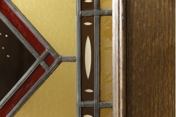 木製ドアをリペア&カスタム!高さをリサイズし、ローラー締まりを新しい物に交換。新材にて補修・加工した箇所は出来る限り本体の色味に合わせて着色。(扉、建具、ヴィンテージ)