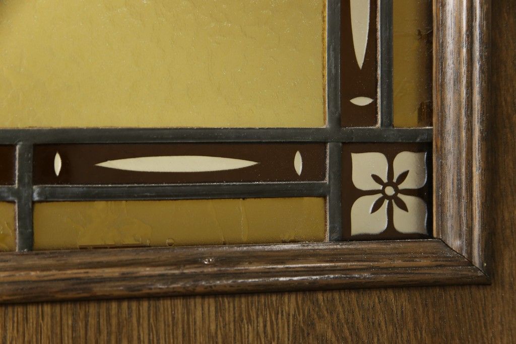 木製ドアをリペア&カスタム!高さをリサイズし、ローラー締まりを新しい物に交換。新材にて補修・加工した箇所は出来る限り本体の色味に合わせて着色。(扉、建具、ヴィンテージ)