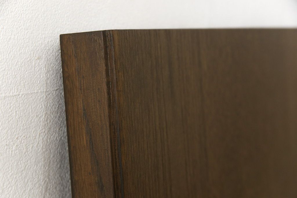 木製ドアをリペア&カスタム!高さをリサイズし、ローラー締まりを新しい物に交換。新材にて補修・加工した箇所は出来る限り本体の色味に合わせて着色。(扉、建具、ヴィンテージ)