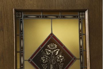 木製ドアをリペア&カスタム!高さをリサイズし、ローラー締まりを新しい物に交換。新材にて補修・加工した箇所は出来る限り本体の色味に合わせて着色。(扉、建具、ヴィンテージ)