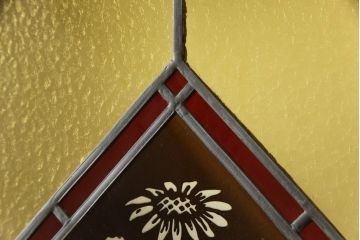 木製ドアをリペア&カスタム!高さをリサイズし、ローラー締まりを新しい物に交換。新材にて補修・加工した箇所は出来る限り本体の色味に合わせて着色。(扉、建具、ヴィンテージ)