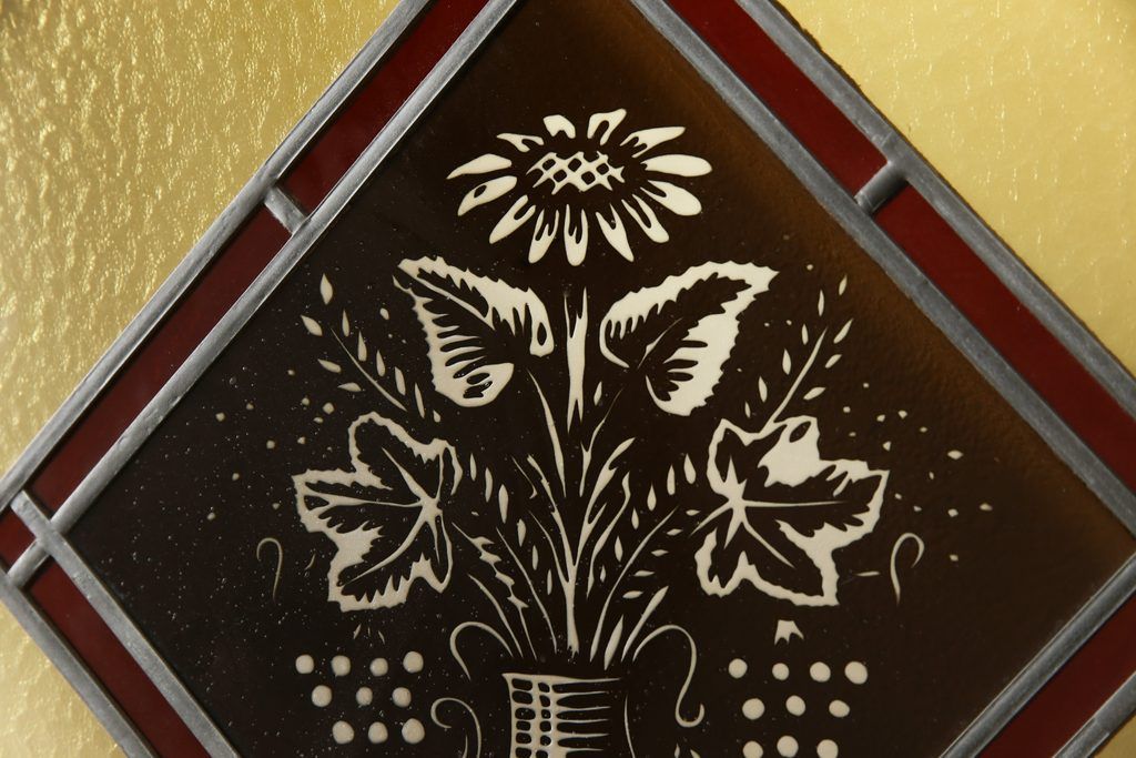 木製ドアをリペア&カスタム!高さをリサイズし、ローラー締まりを新しい物に交換。新材にて補修・加工した箇所は出来る限り本体の色味に合わせて着色。(扉、建具、ヴィンテージ)