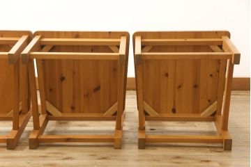 ダイニングチェアをリペア&カスタム!希望の座面高になるよう脚を下からカット。色味は本体に合わせ着色。 (板座チェア、椅子)