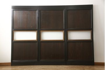 ガラス帯戸3枚をリペア&カスタム!高さをサイズし、調整式のV型戸車を取り付け。本体は現状の色味を活かして仕上げ。(建具、引き戸)