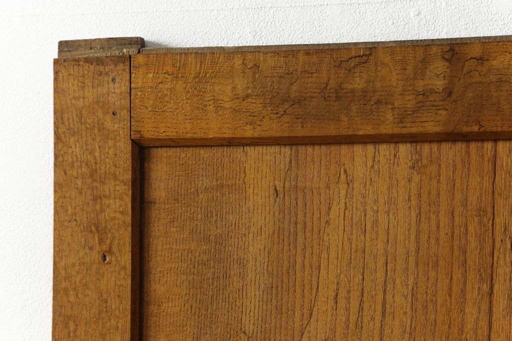 帯戸をリペア&カスタム!現状のお品物に合わせて1トーン程落ち着いた色に着色。(板戸、建具、引き戸)