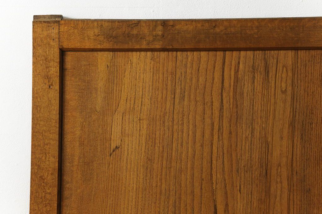 帯戸をリペア&カスタム!現状のお品物に合わせて1トーン程落ち着いた色に着色。(板戸、建具、引き戸)