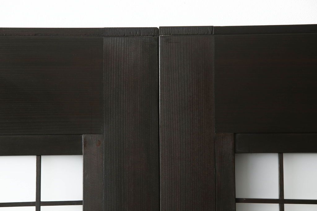 ガラス戸4枚をリペア&カスタム!高さと幅をリサイズし、ダークブラウン色に着色。(引き戸、建具)