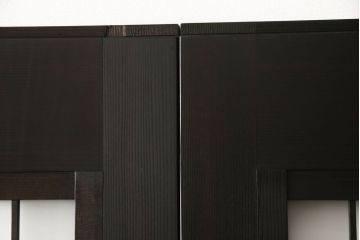 ガラス戸4枚をリペア&カスタム!高さと幅をリサイズし、ダークブラウン色に着色。(引き戸、建具)