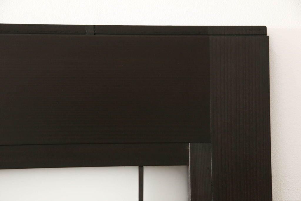 ガラス戸4枚をリペア&カスタム!高さと幅をリサイズし、ダークブラウン色に着色。(引き戸、建具)