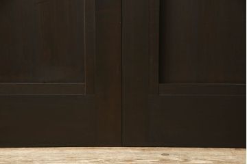 ガラス戸4枚をリペア&カスタム!高さと幅をリサイズし、ダークブラウン色に着色。(引き戸、建具)