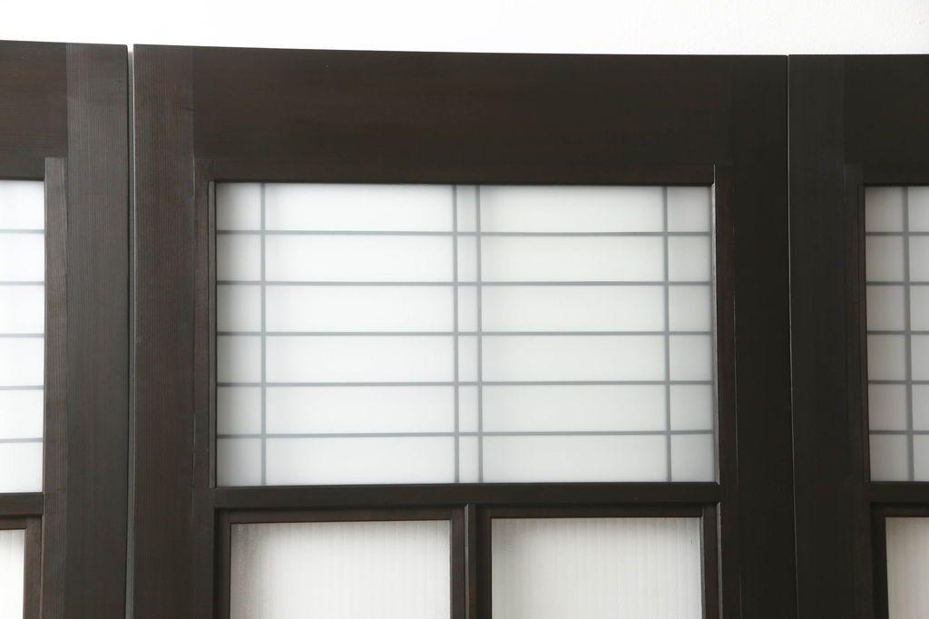 ガラス戸4枚をリペア&カスタム!高さと幅をリサイズし、ダークブラウン色に着色。(引き戸、建具)