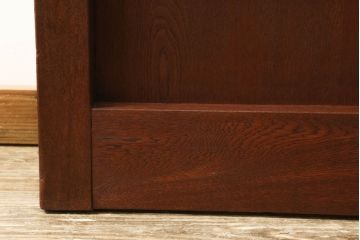 蔵戸をリペア&カスタム!格子裏面にガラスを組み入れ、表面は漆塗りを活かし、裏面は表面と近しい雰囲気になるよう着色。(玄関戸、玄関ドア、引き戸)