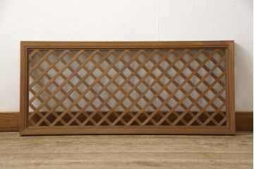 欄間をリペア&カスタム!格子デザインのきりの良いところでカットし、高さと幅をリサイズ。(明かり取り、明り取り、ビンテージ、ヴィンテージ)