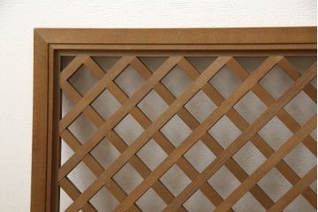 欄間をリペア&カスタム!格子デザインのきりの良いところでカットし、高さと幅をリサイズ。(明かり取り、明り取り、ビンテージ、ヴィンテージ)